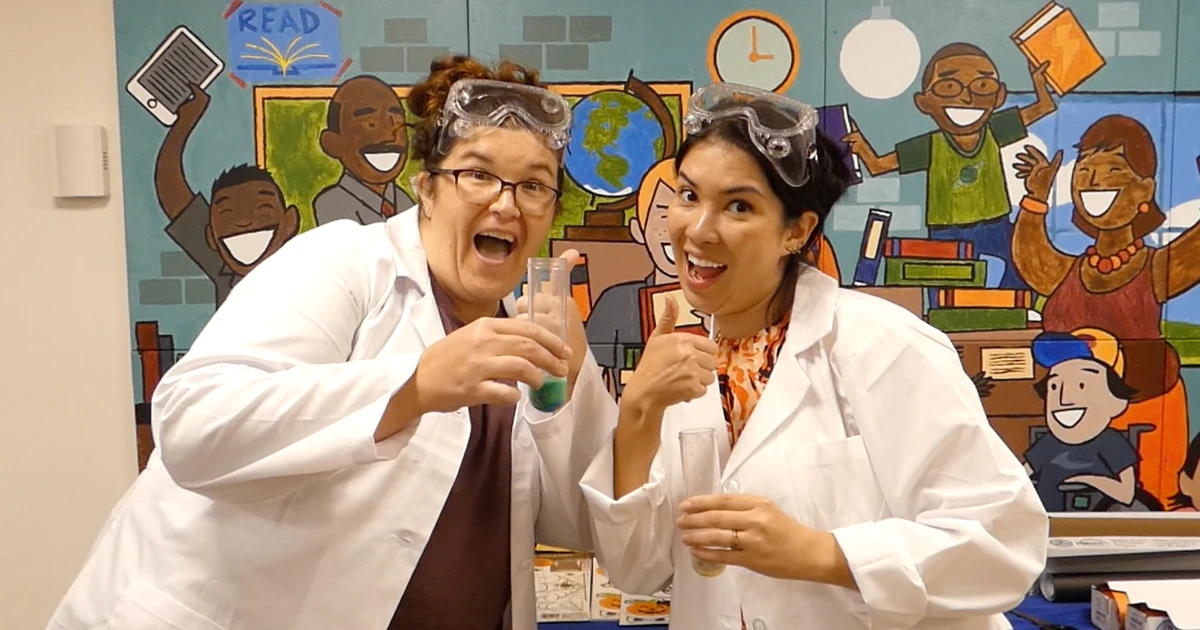 El primer lanzamiento de libros presenta STEMtober para resaltar nuevos recursos educativos de STEM