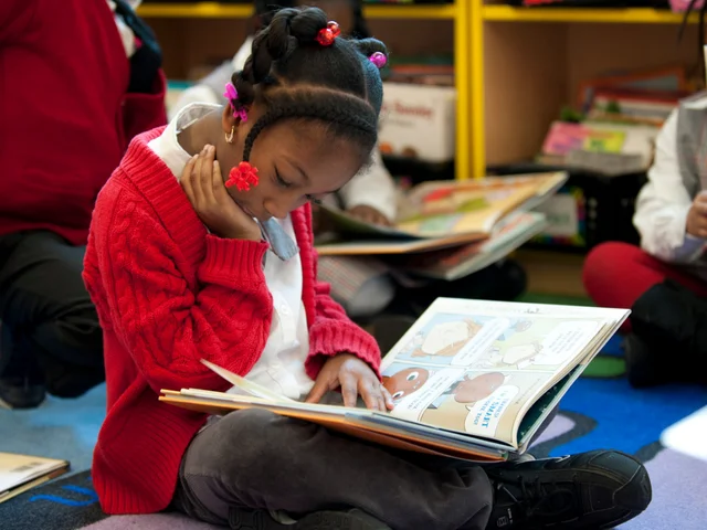 Limpia de Primavera tu Estante de Libros del Aula